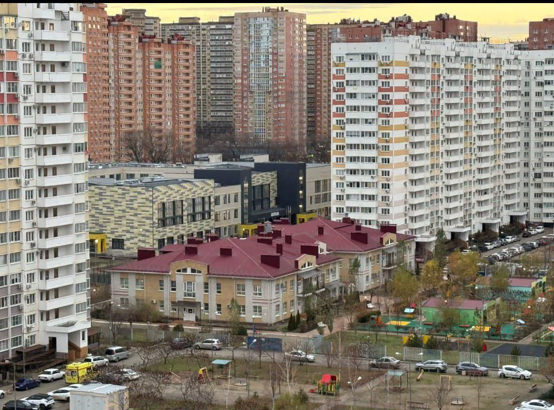 2 - Х КОМНАТНАЯ КВАРТИРА НА ТРОШЕВА 35